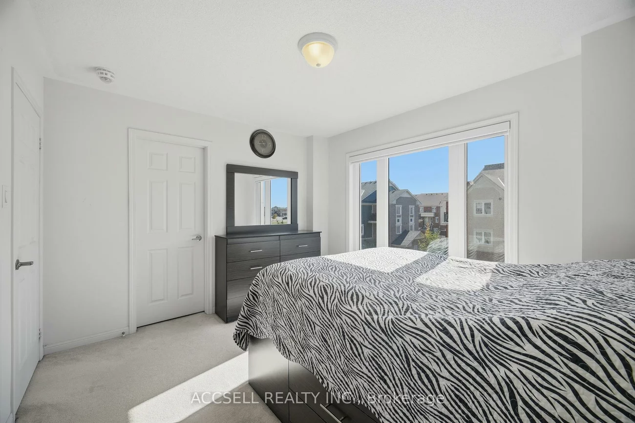250, Sunny Meadow, Sandringham-Wellington, Brampton
