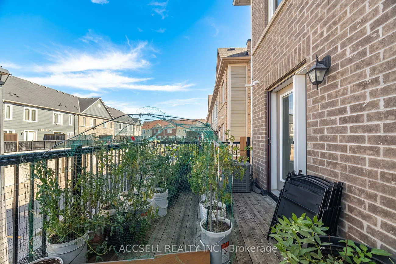 250, Sunny Meadow, Sandringham-Wellington, Brampton