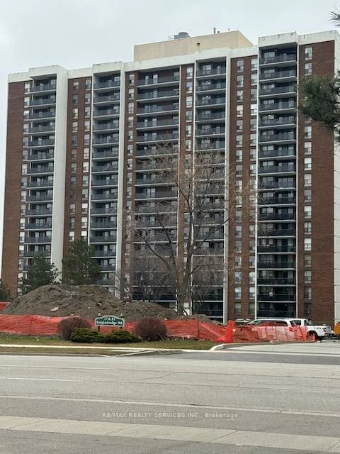 21, Knightsbridge, Queen Street Corridor, Brampton