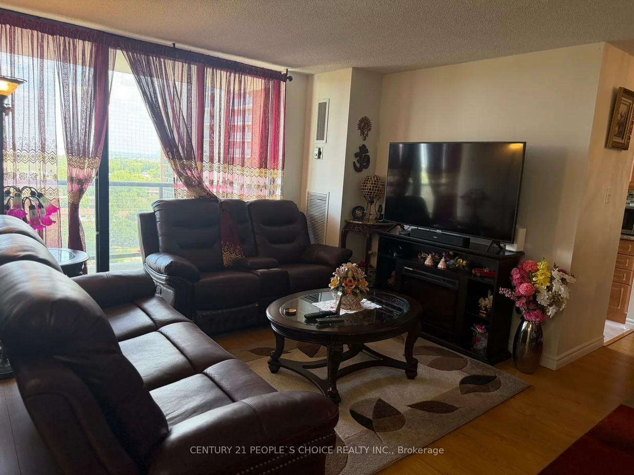 17, Knightsbridge, Queen Street Corridor, Brampton