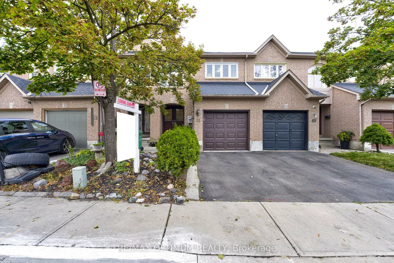 51, Goldenlight, Brampton West, Brampton
