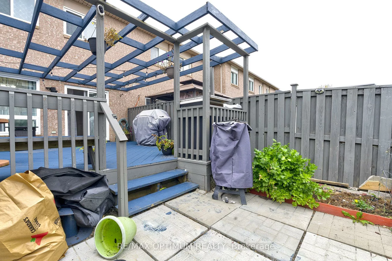 51, Goldenlight, Brampton West, Brampton