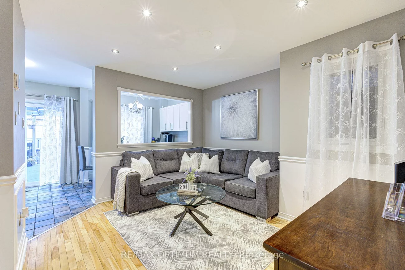 51, Goldenlight, Brampton West, Brampton