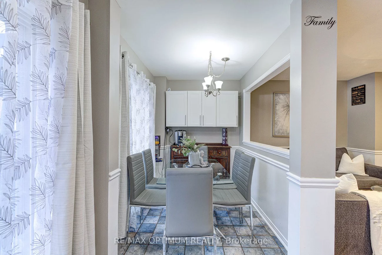51, Goldenlight, Brampton West, Brampton
