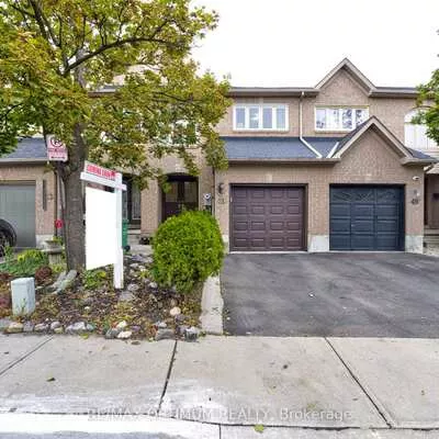 51, Goldenlight, Brampton West, Brampton