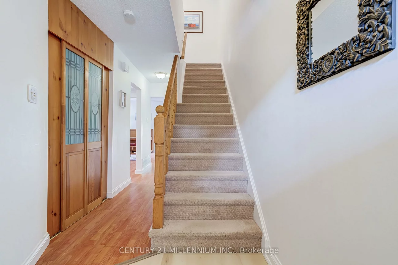 35, Tara Park, Brampton North, Brampton