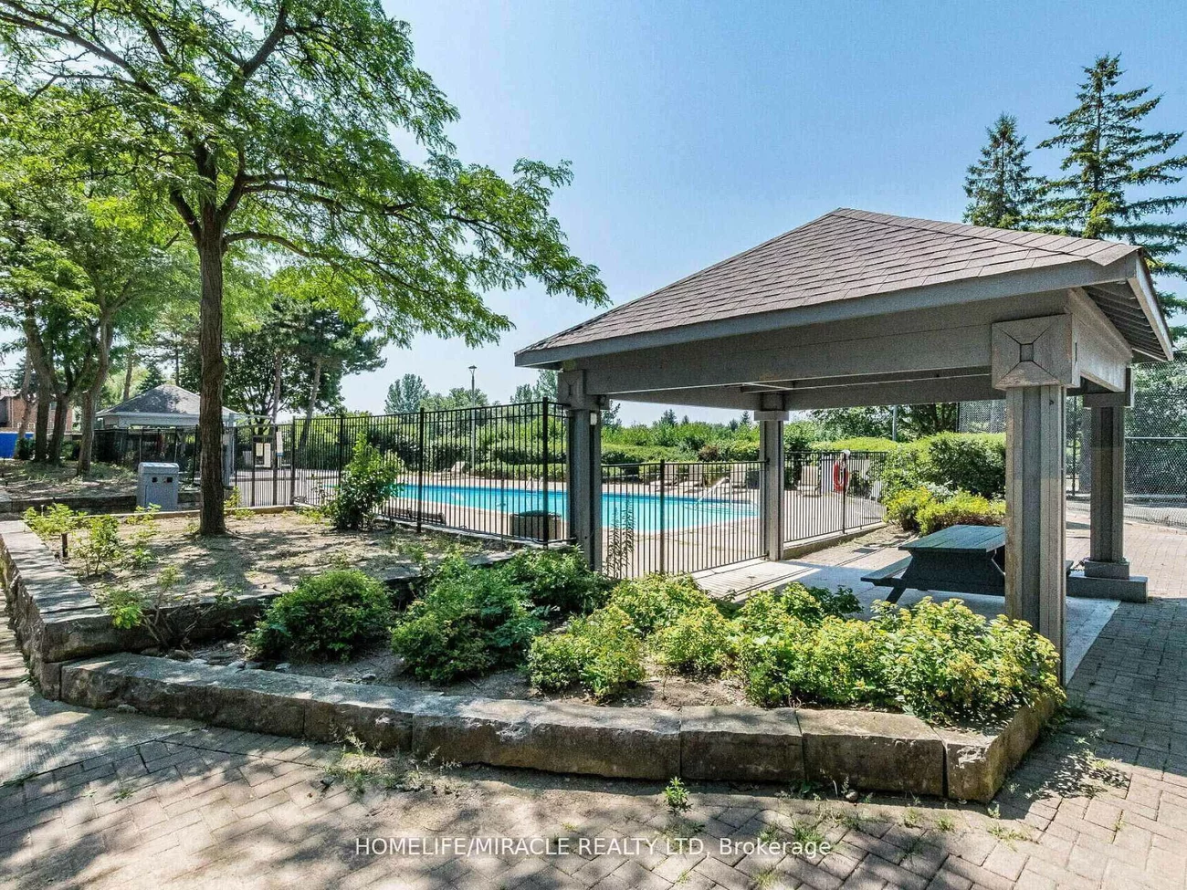 30, Malta, Fletcher's Creek South, Brampton