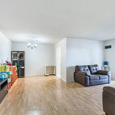 30, Malta, Fletcher's Creek South, Brampton
