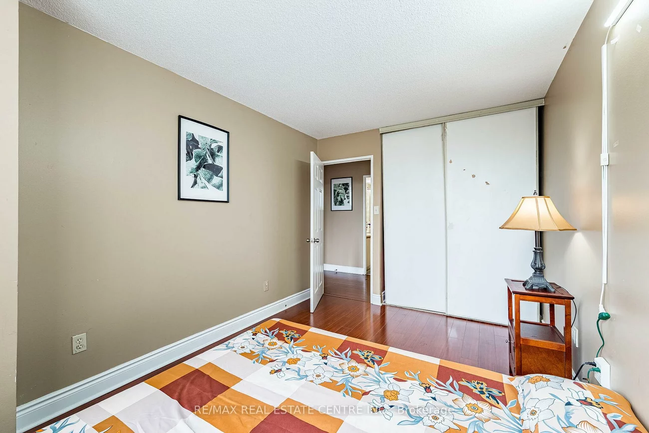 10, Malta, Fletcher's Creek Village, Brampton