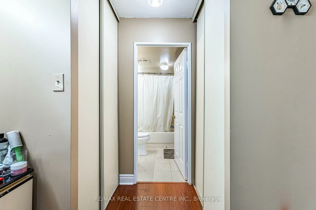 10, Malta, Fletcher's Creek Village, Brampton