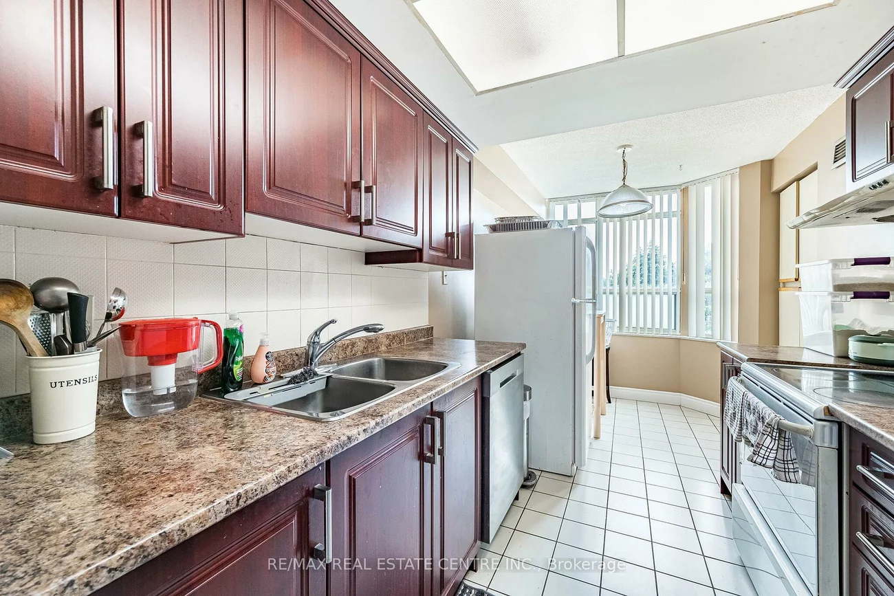 10, Malta, Fletcher's Creek Village, Brampton