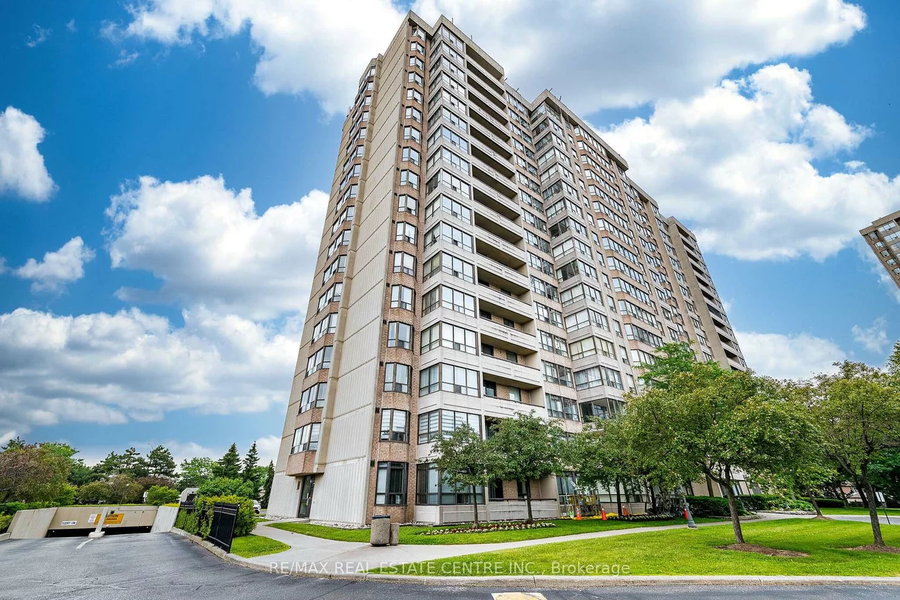 10, Malta, Fletcher's Creek Village, Brampton