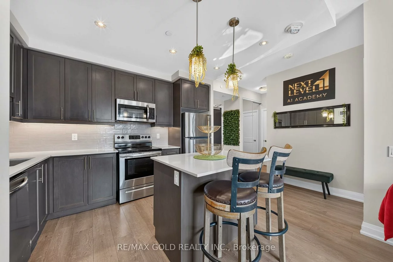 15, LYNCH, Queen Street Corridor, Brampton