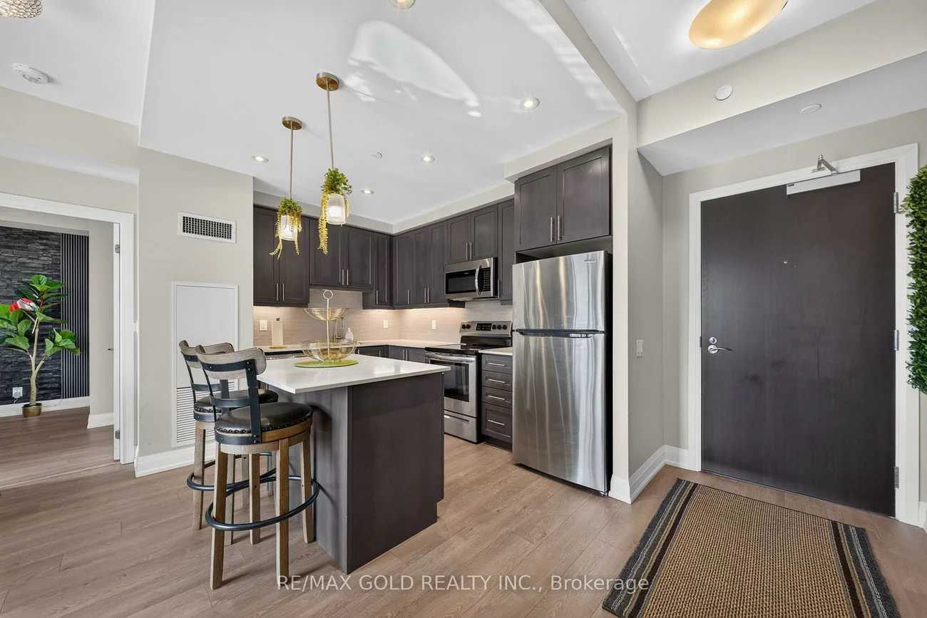 15, LYNCH, Queen Street Corridor, Brampton