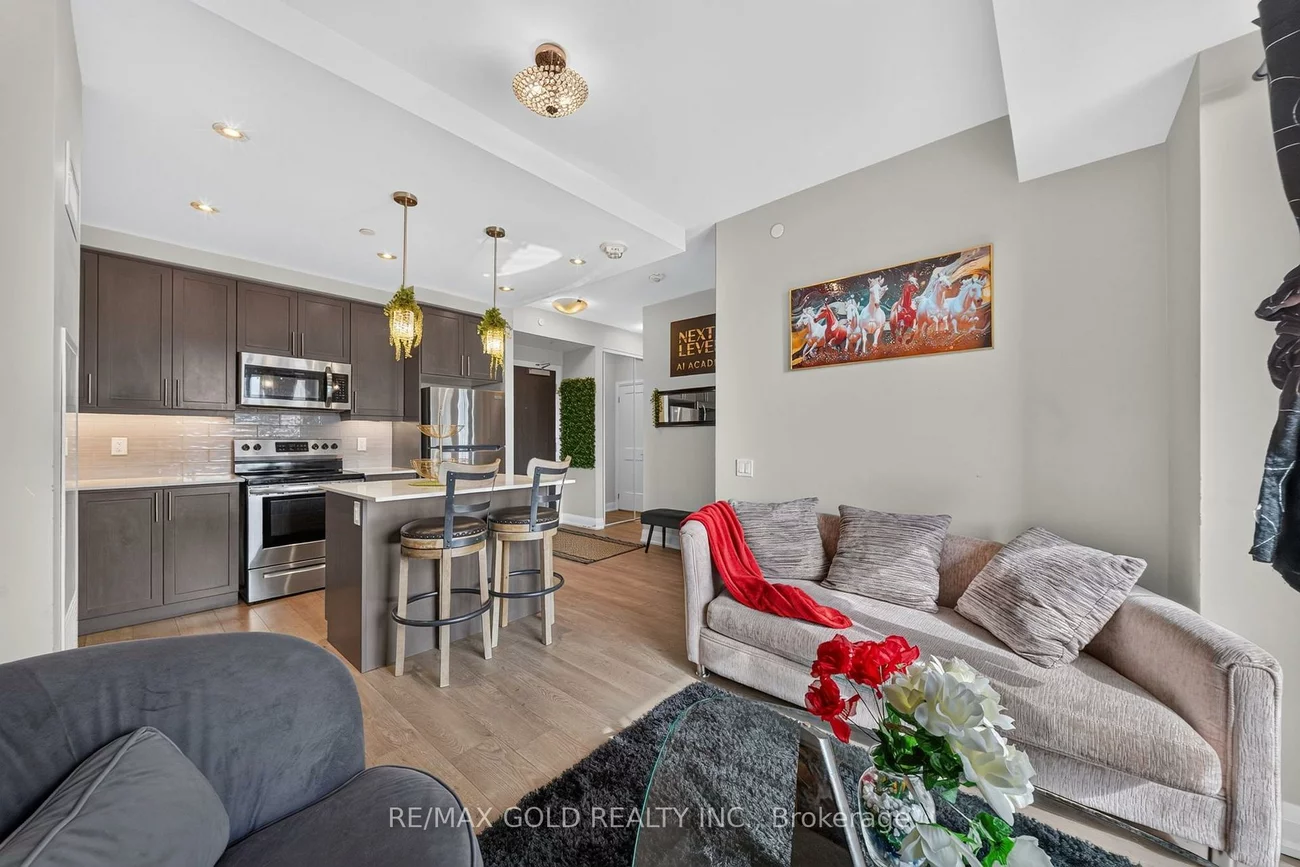 15, LYNCH, Queen Street Corridor, Brampton