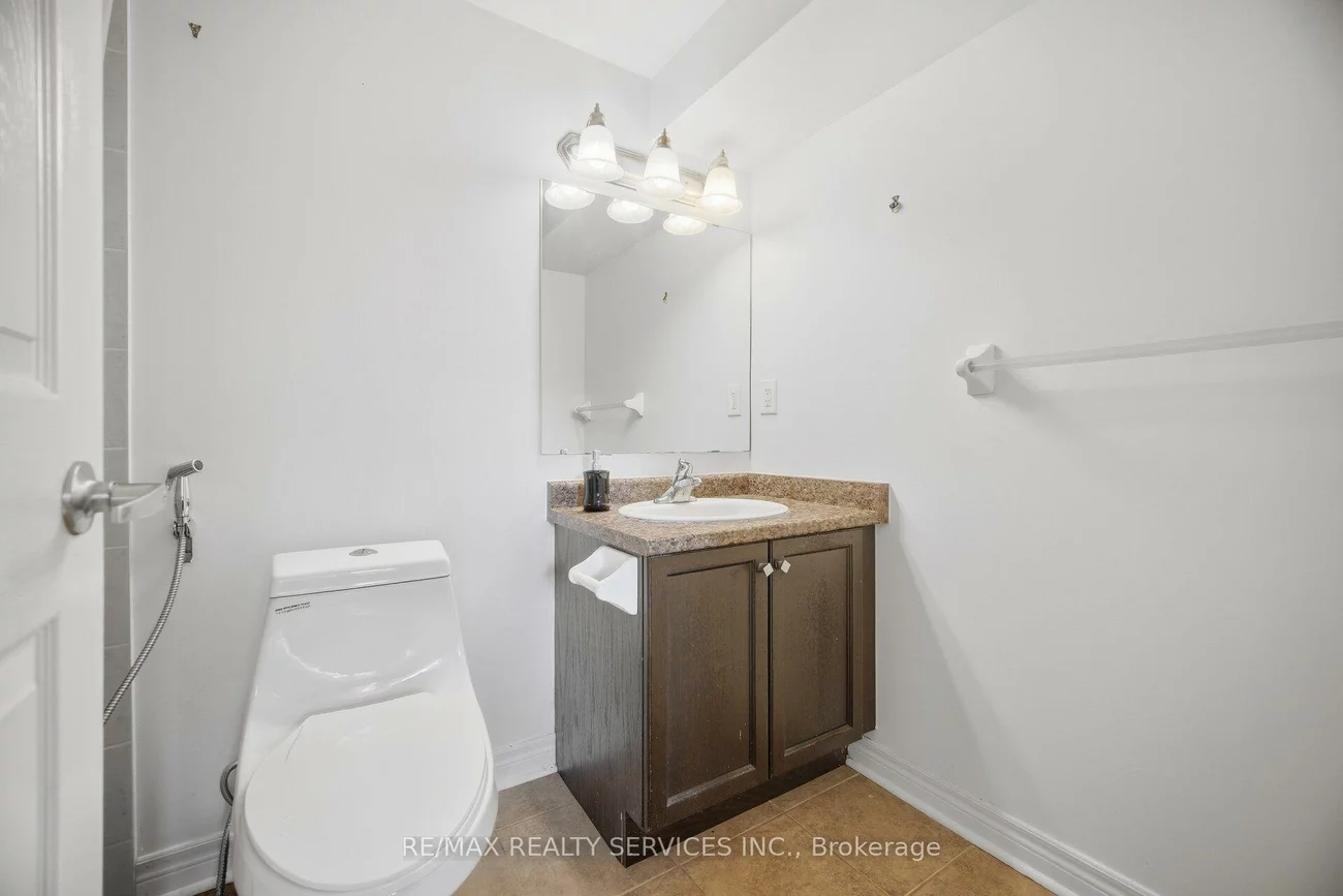 7, Cedar Lake, Bram West, Brampton
