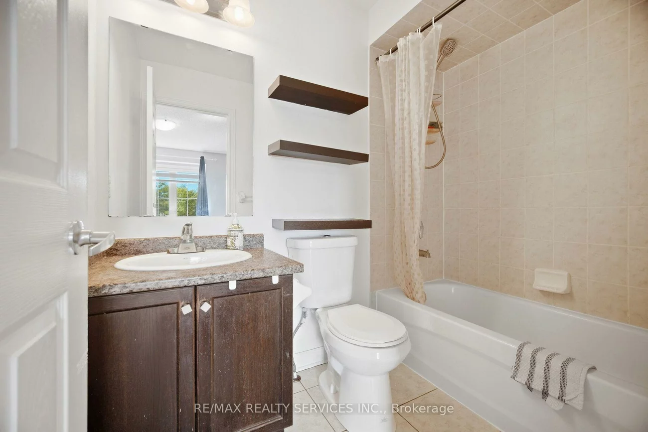 7, Cedar Lake, Bram West, Brampton