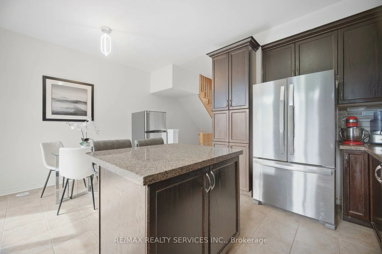 7, Cedar Lake, Bram West, Brampton