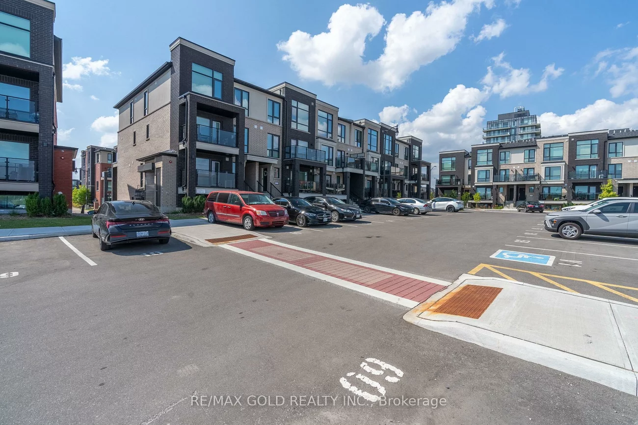 175, Veterans, Northwest Brampton, Brampton