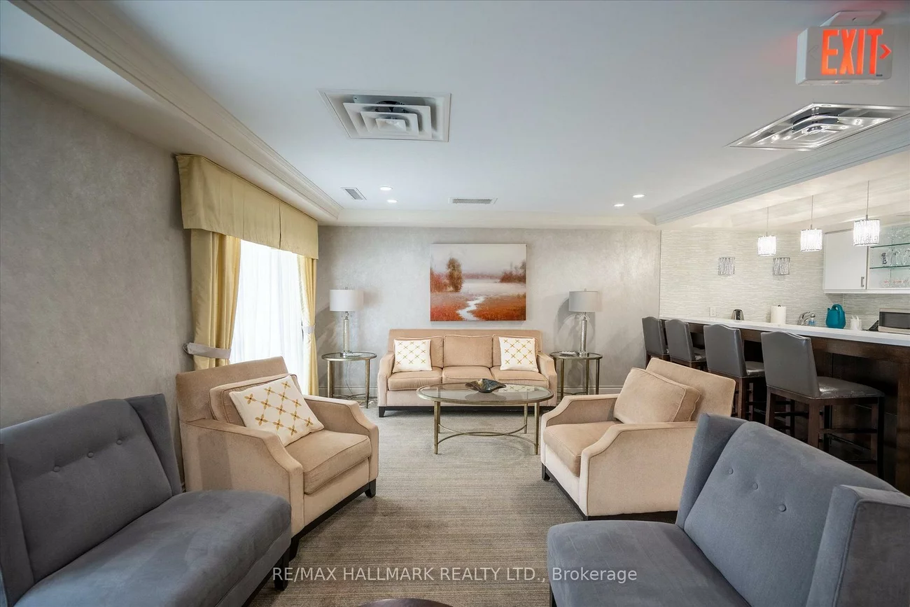 60, Via Rosedale, Sandringham-Wellington, Brampton
