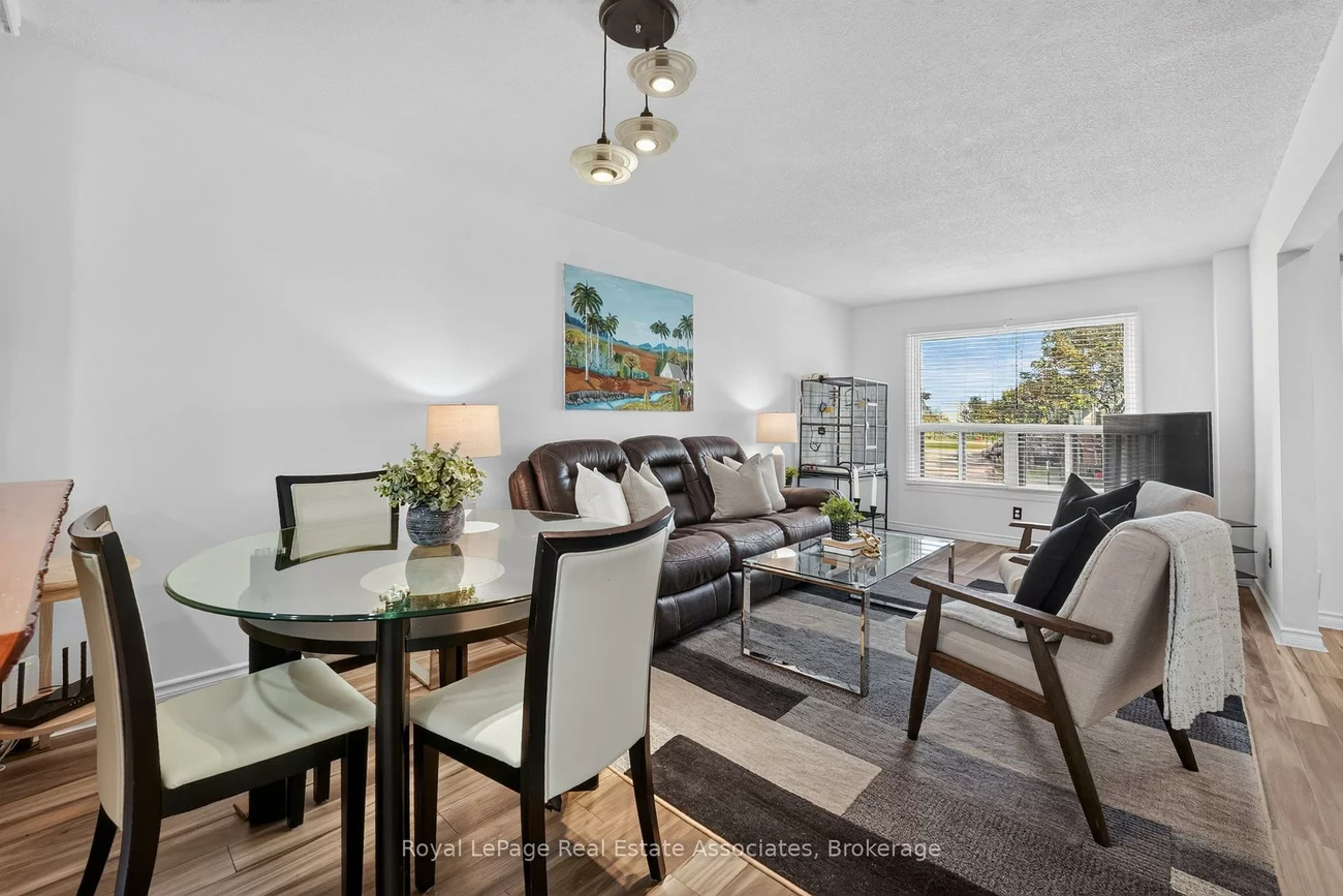 6, Ellerslie, Southgate, Brampton