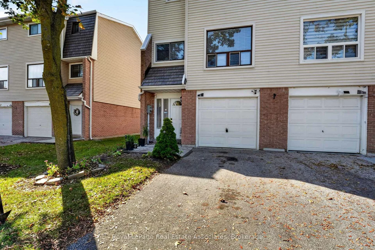 6, Ellerslie, Southgate, Brampton