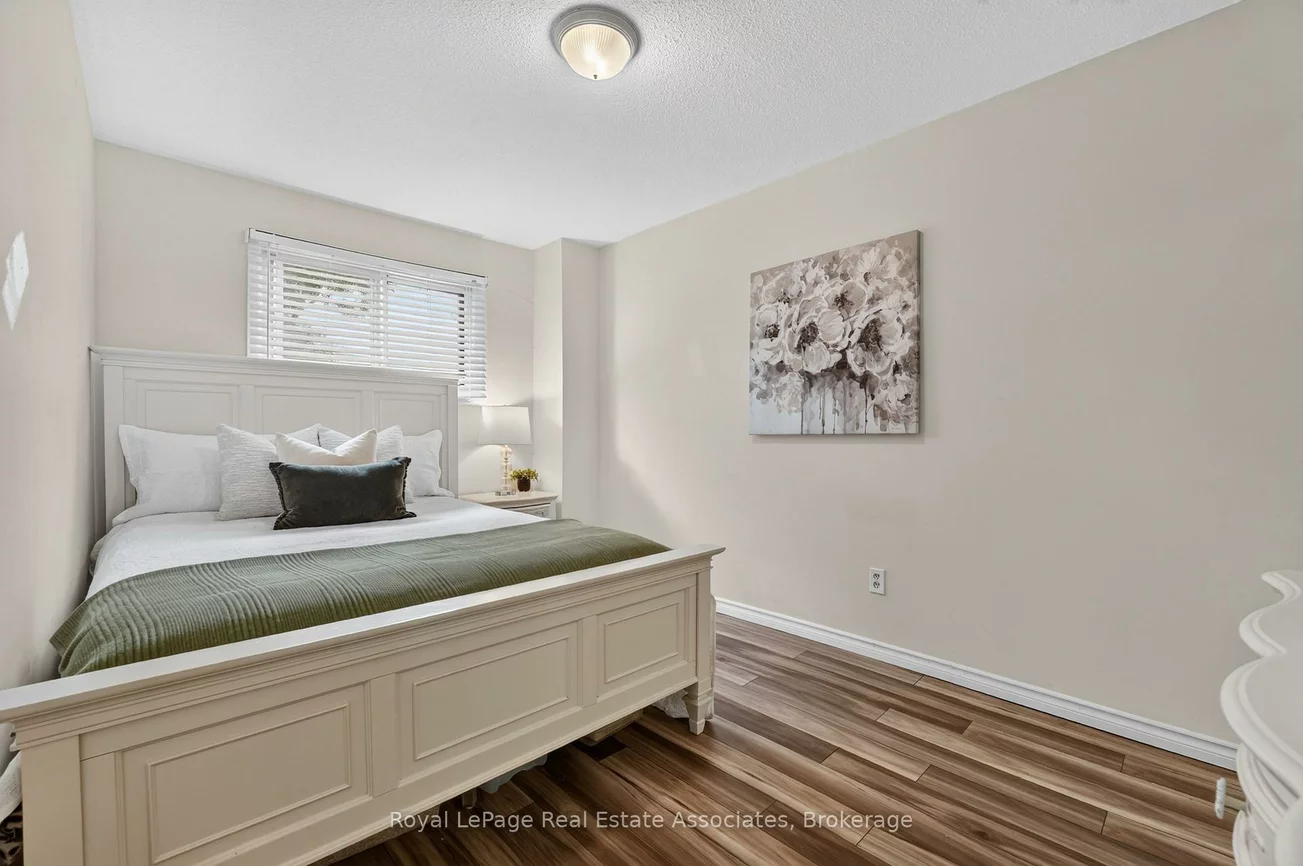 6, Ellerslie, Southgate, Brampton