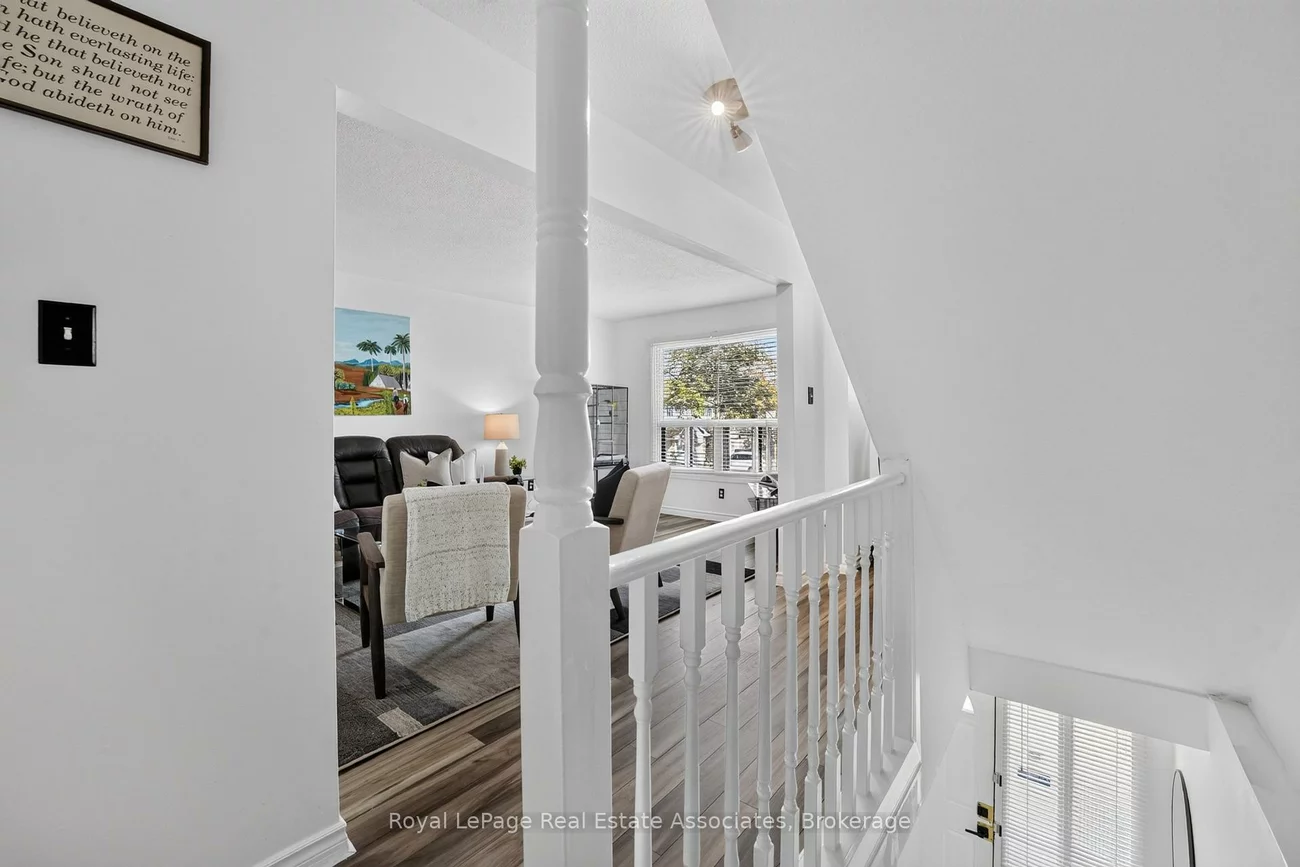 6, Ellerslie, Southgate, Brampton
