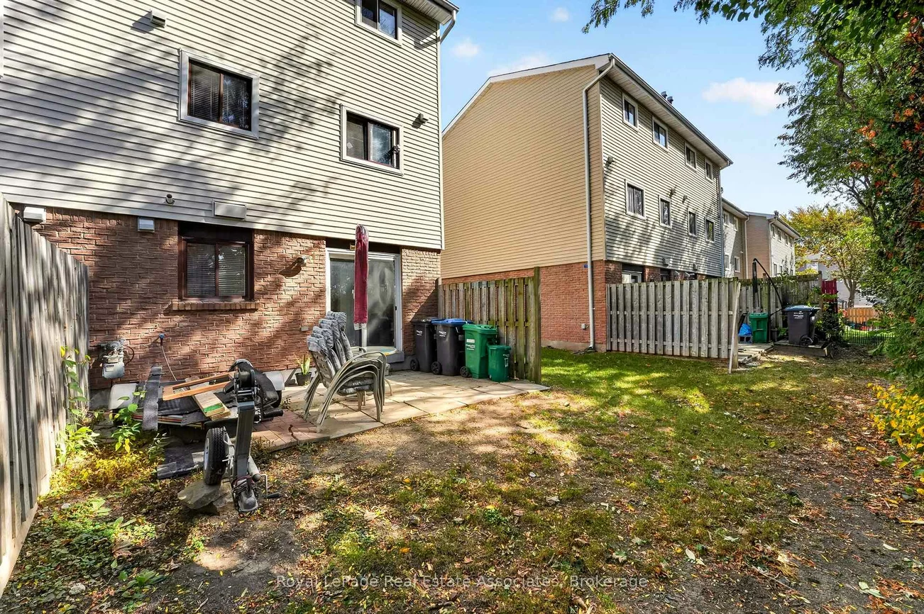 6, Ellerslie, Southgate, Brampton