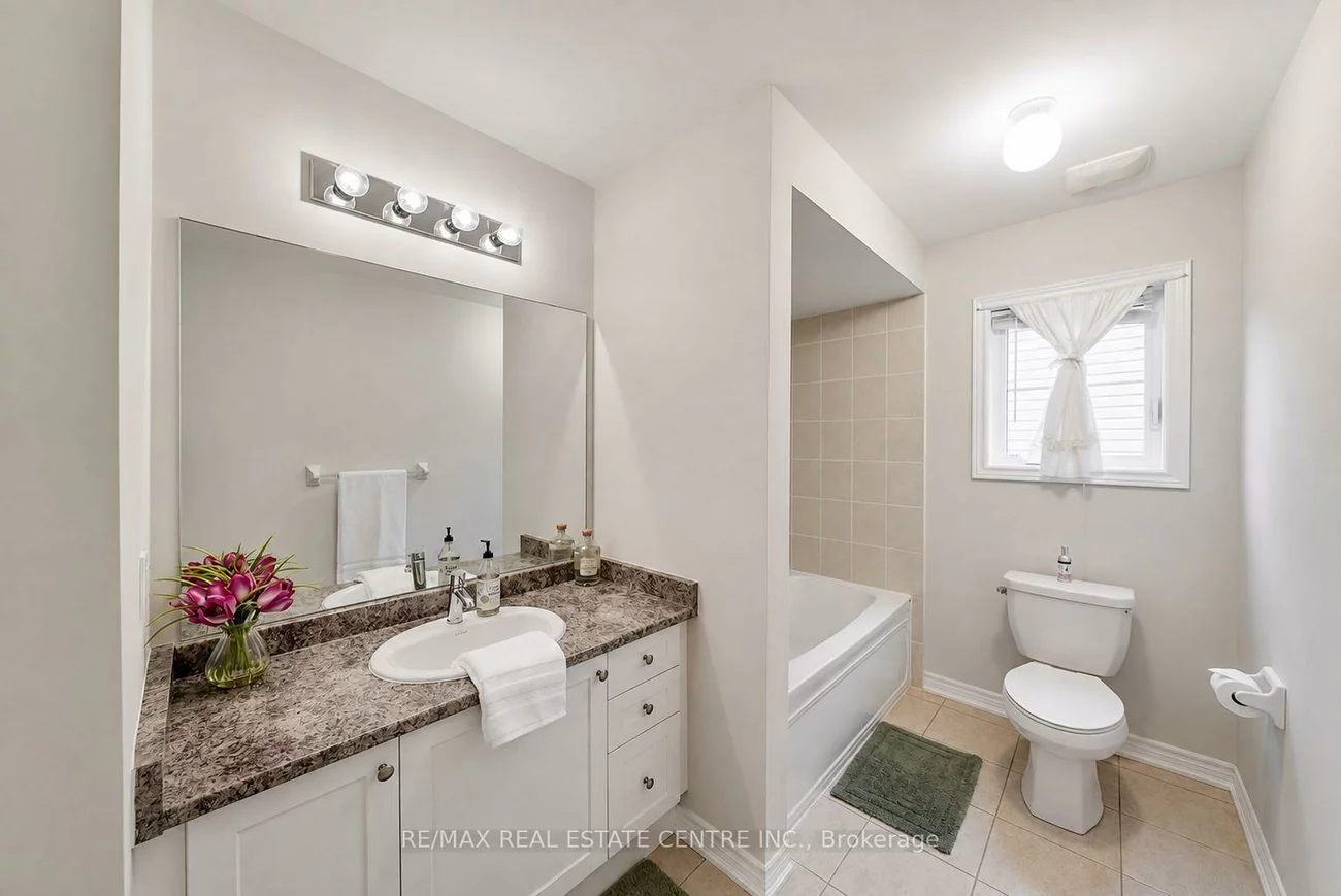 18, Seedhouse, Sandringham-Wellington, Brampton