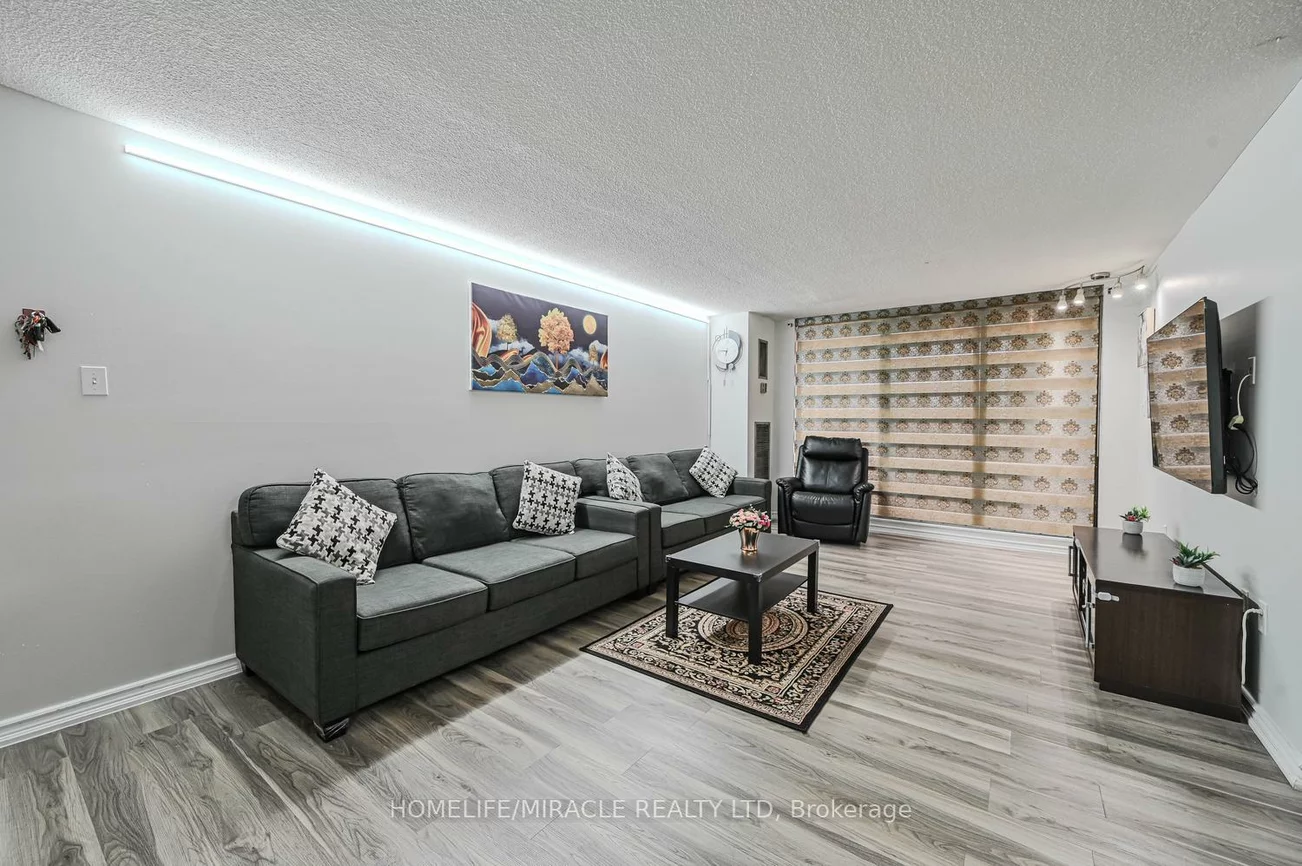 4, Kings Cross, Queen Street Corridor, Brampton