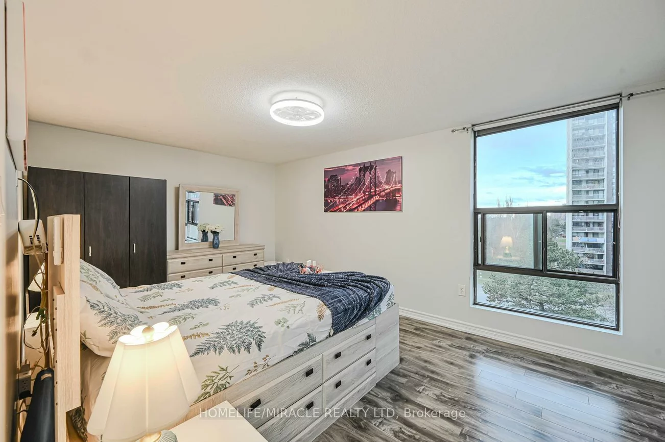 4, Kings Cross, Queen Street Corridor, Brampton