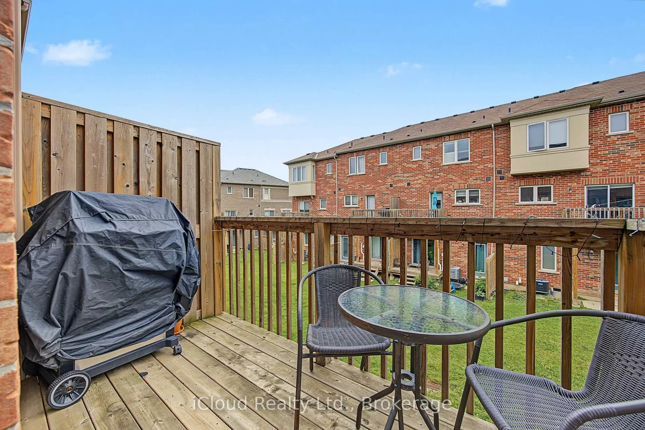 49, Aspen Hills, Credit Valley, Brampton