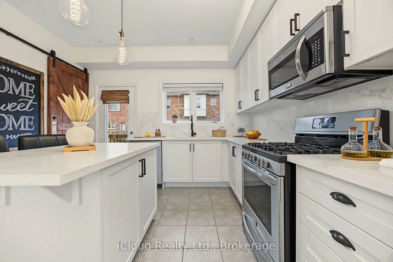 49, Aspen Hills, Credit Valley, Brampton