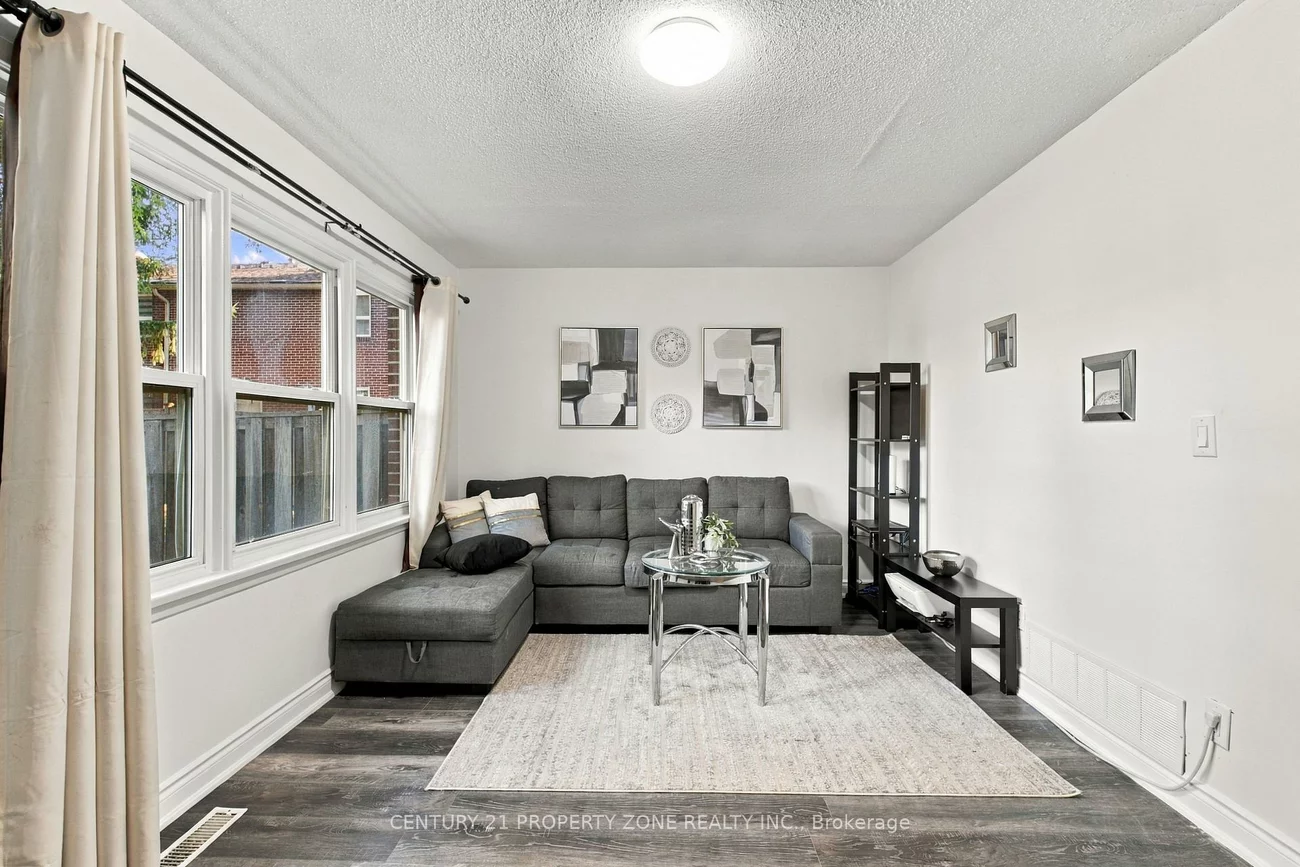 38, Eden, Southgate, Brampton