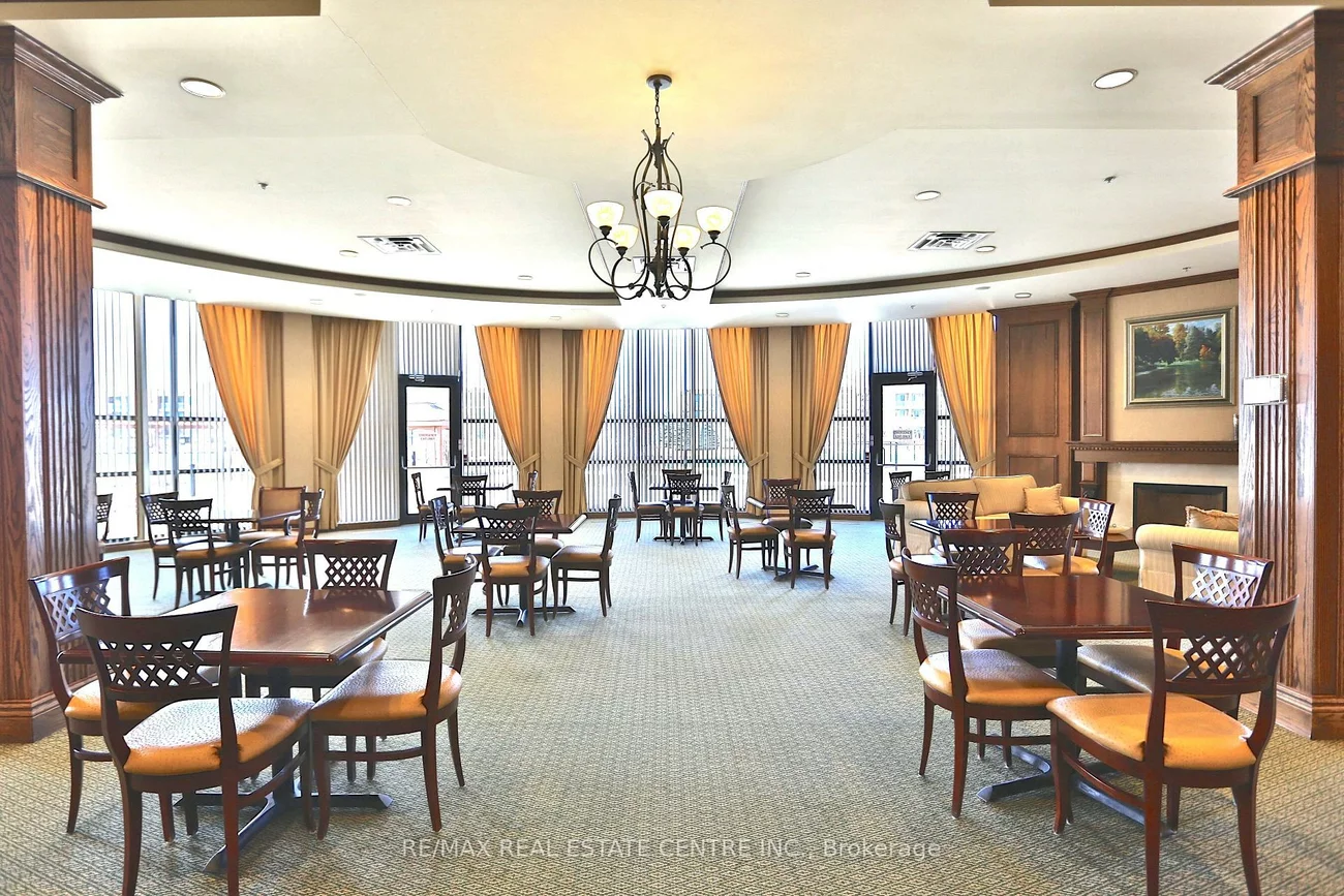 16, Lacorra, Sandringham-Wellington, Brampton