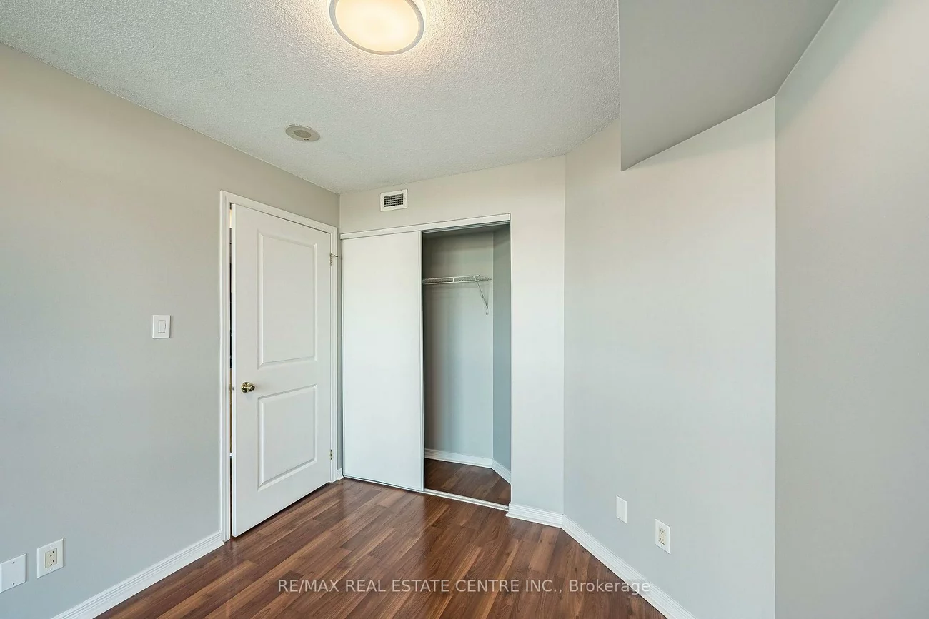 9, George, Downtown Brampton, Brampton