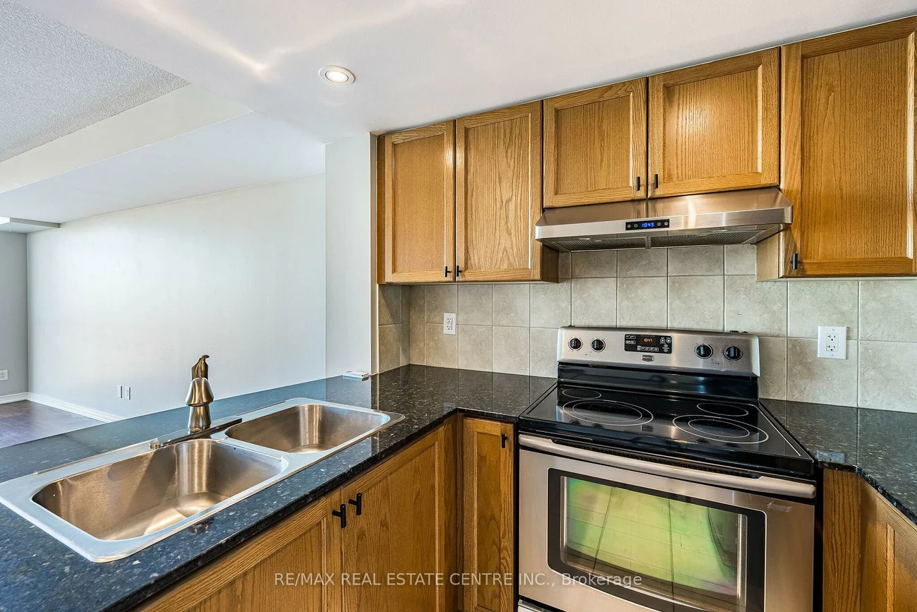 9, George, Downtown Brampton, Brampton