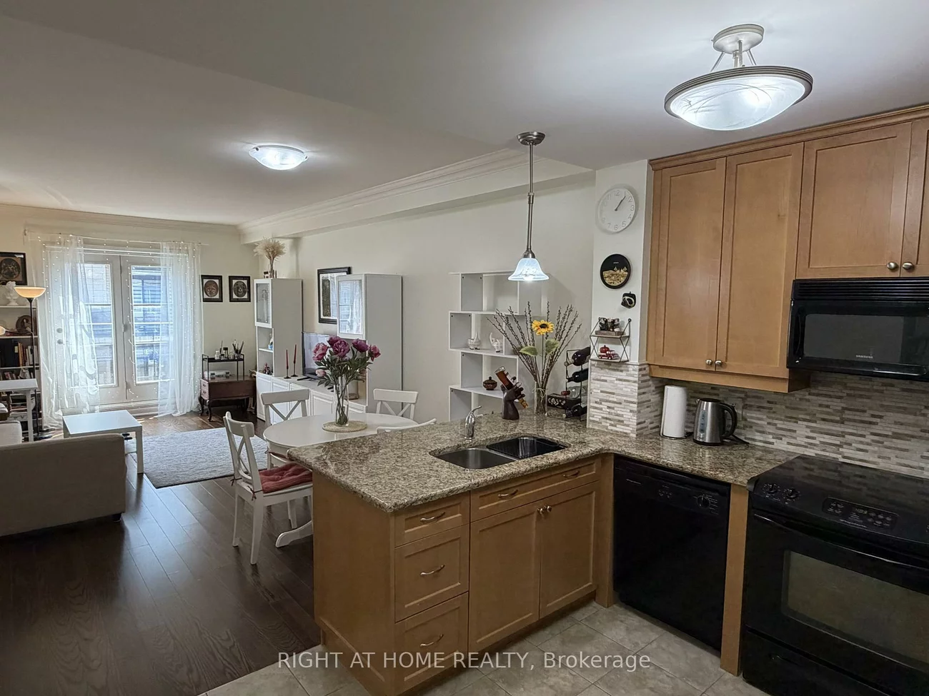 60, Ann, Bolton West, Caledon