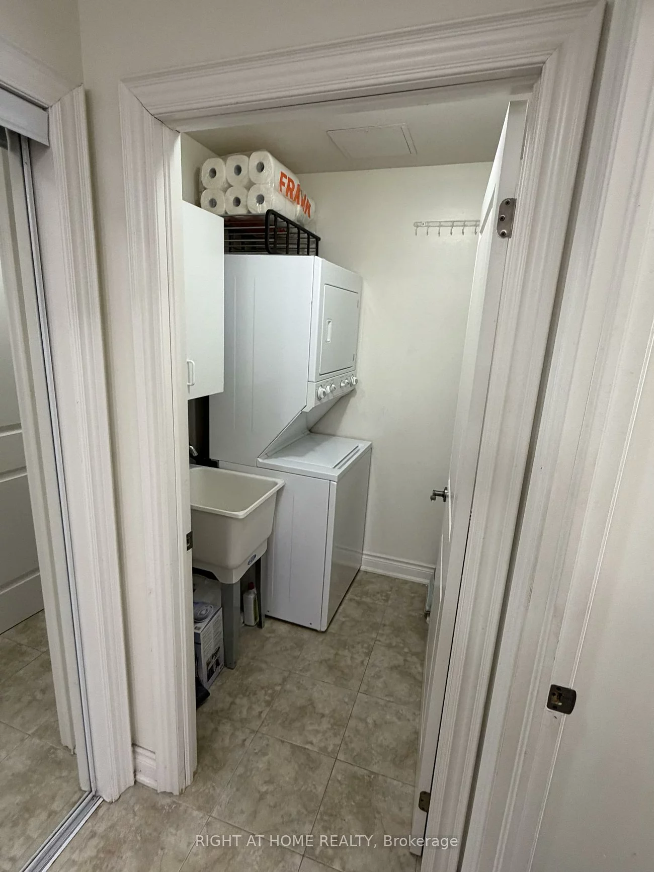 60, Ann, Bolton West, Caledon