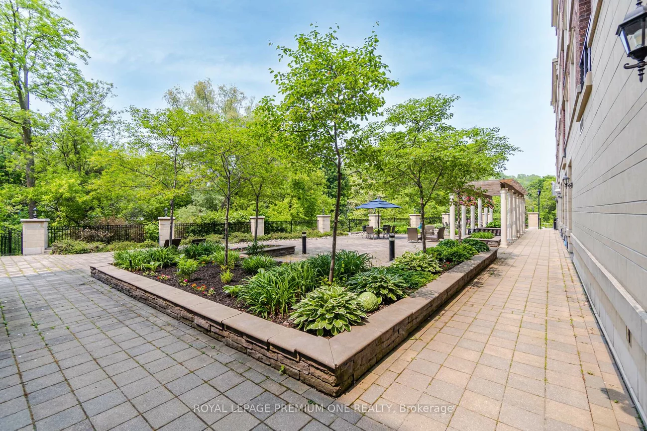 60, Ann, Bolton North, Caledon