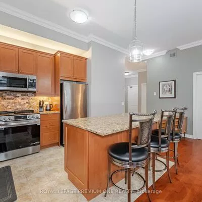 60, Ann, Bolton North, Caledon