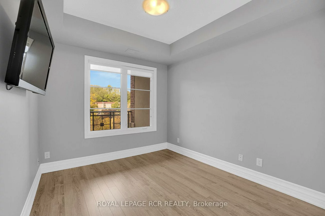 60, Ann, Bolton West, Caledon