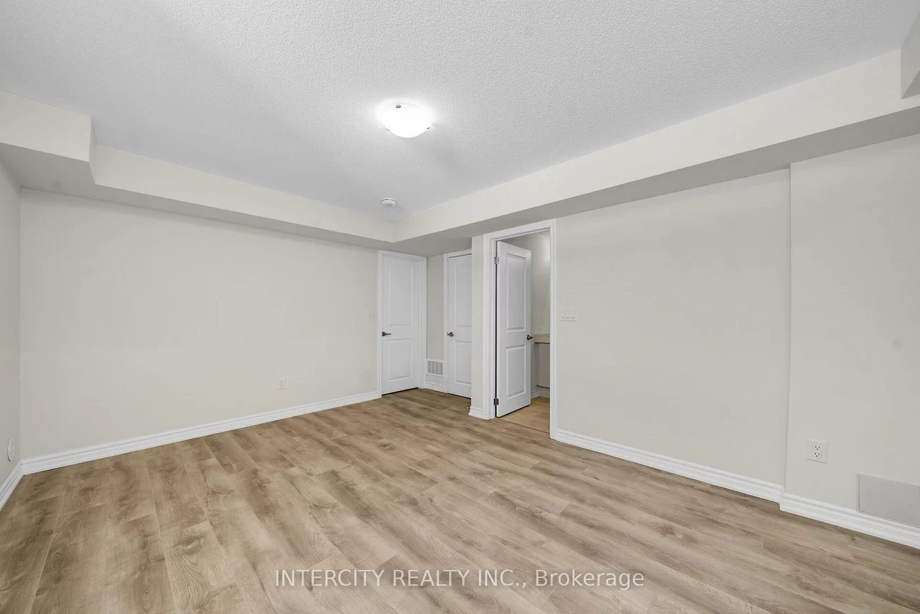 14, Flourish, Rural Caledon, Caledon