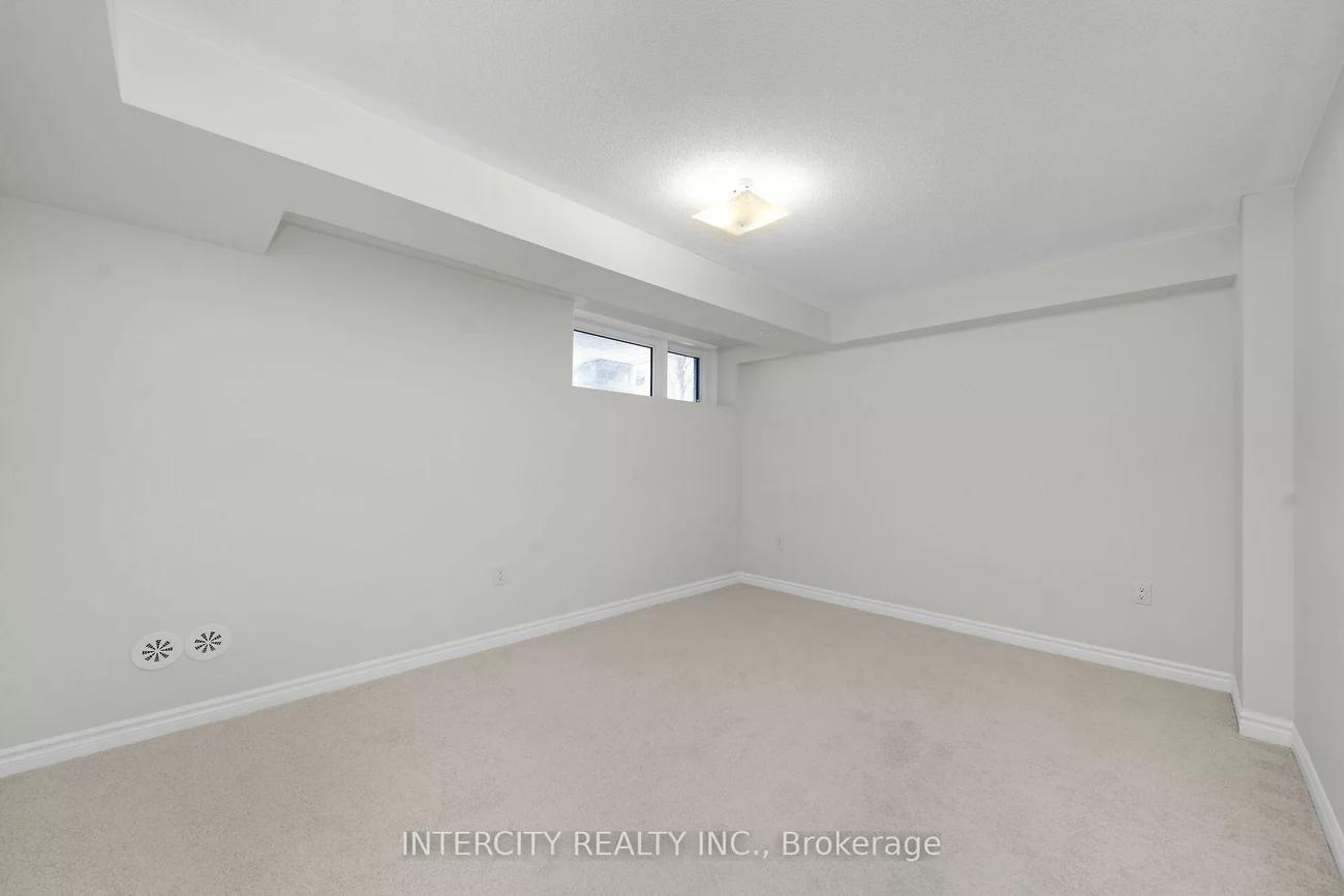 24, Savvy, Rural Caledon, Caledon