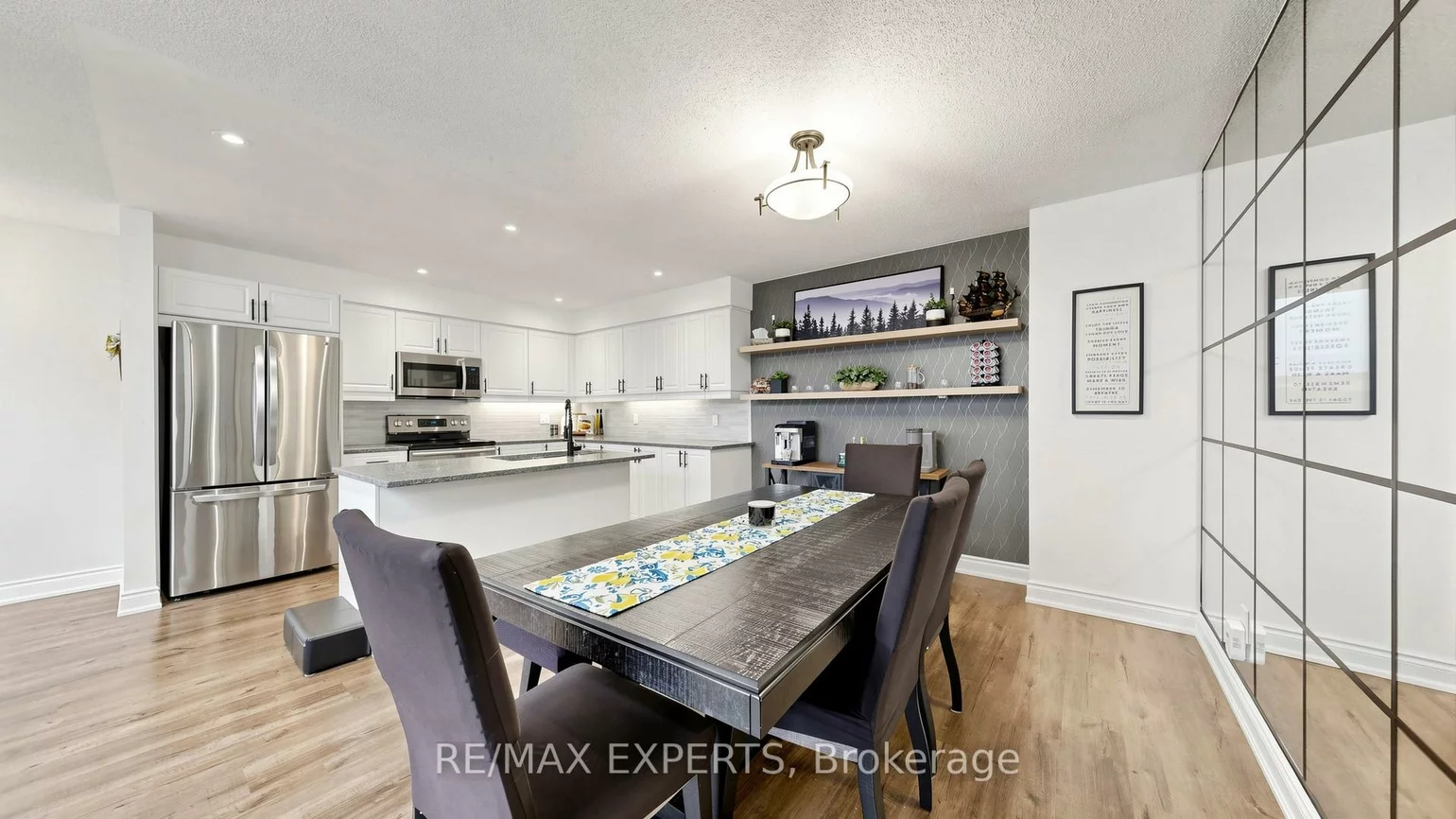 7, Warbrick, Bolton North, Caledon
