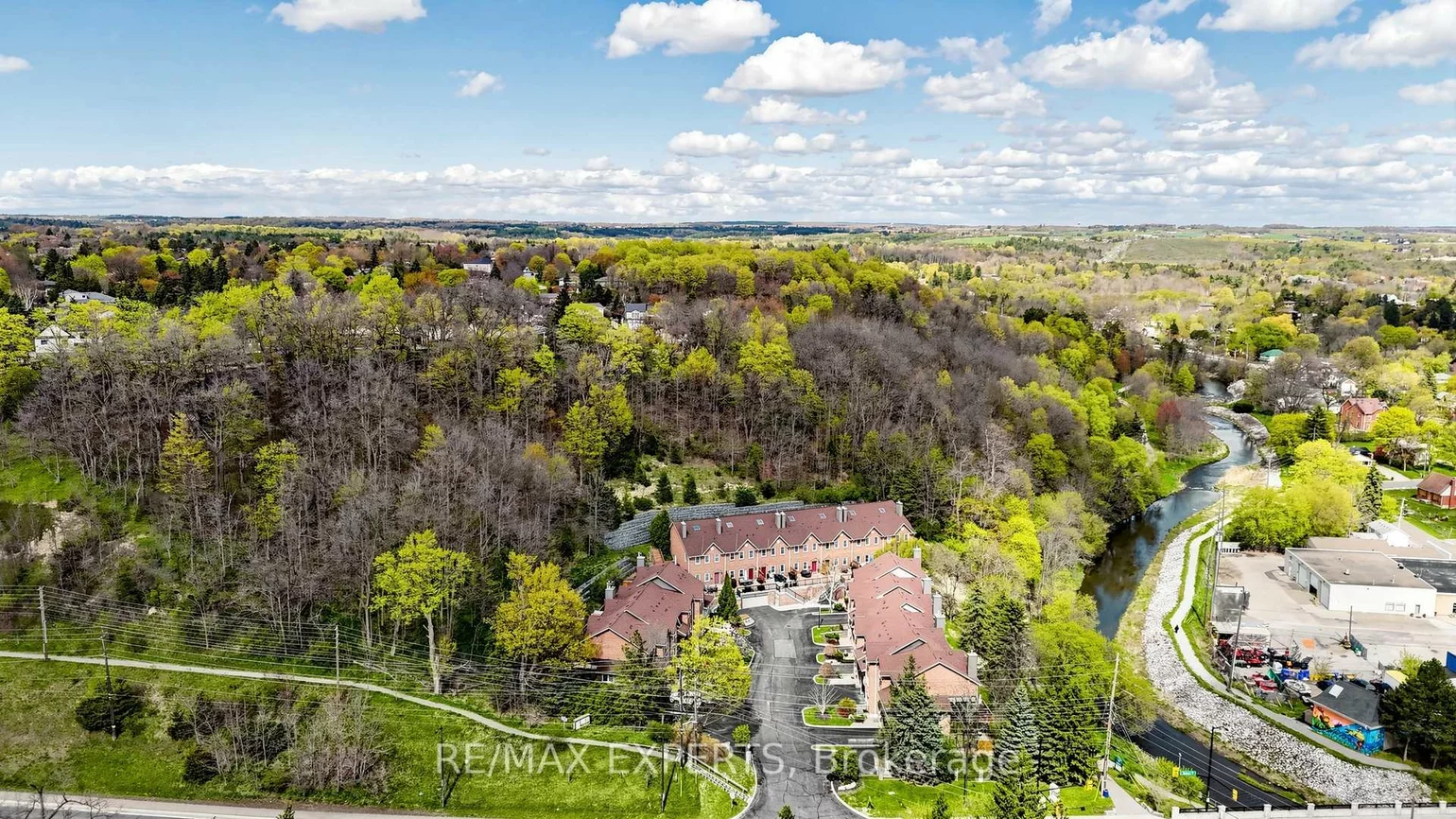 7, Warbrick, Bolton North, Caledon