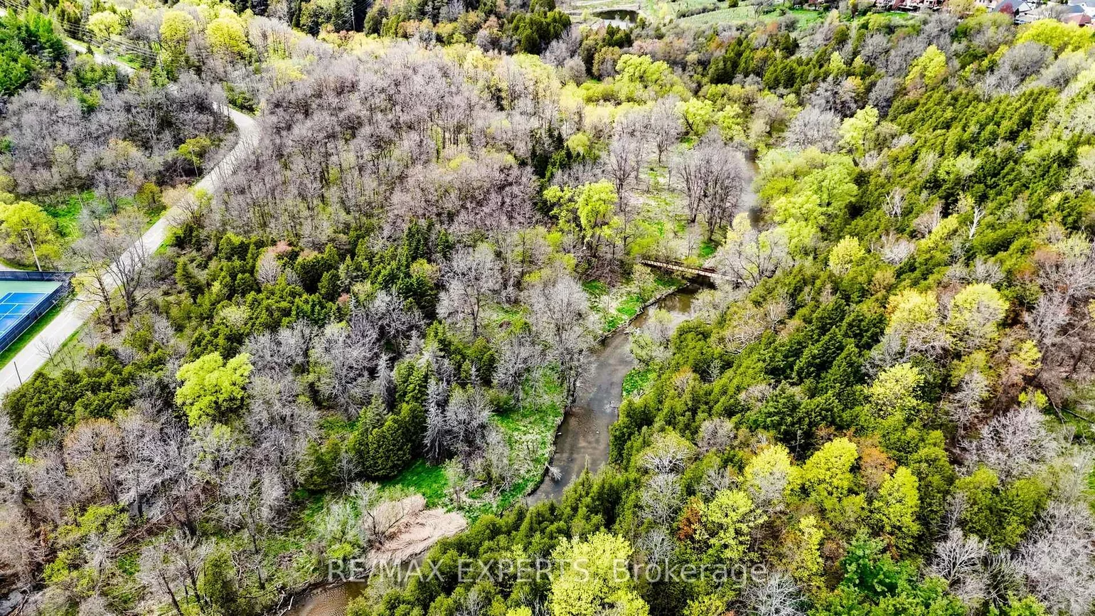 7, Warbrick, Bolton North, Caledon