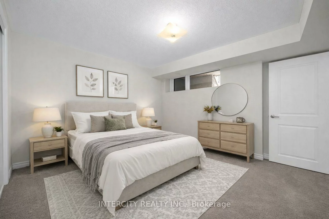 12, Savvy, Rural Caledon, Caledon