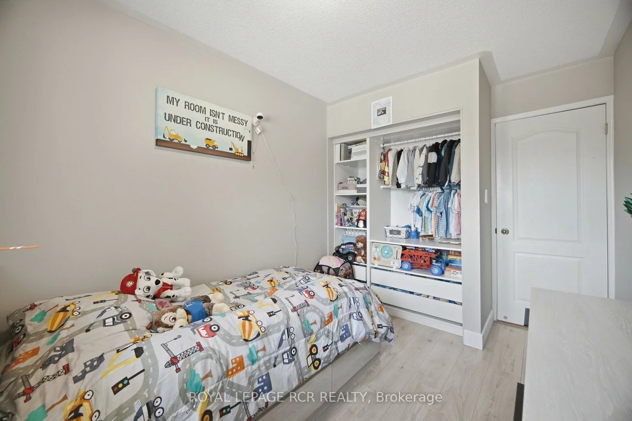 31, Alderbrook, Bolton North, Caledon